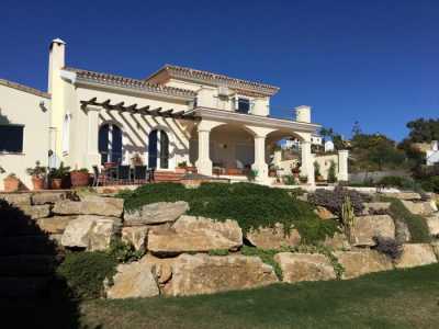 Apartment For Sale in La Duquesa, Spain