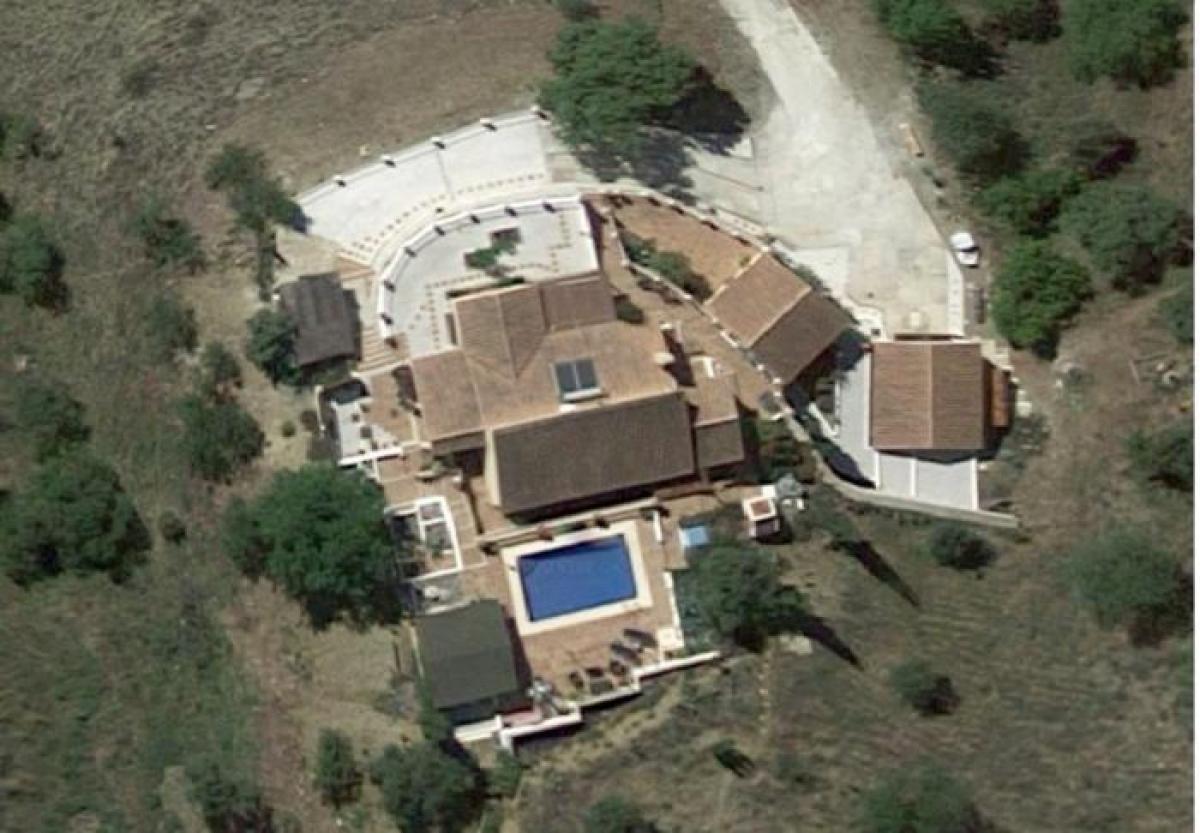 Picture of Apartment For Sale in Gibralgalia, Malaga, Spain