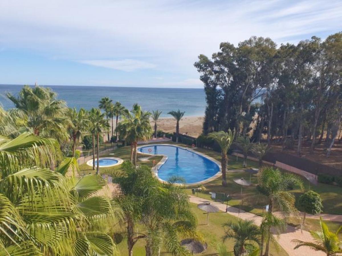 Picture of Apartment For Sale in La Duquesa, Malaga, Spain