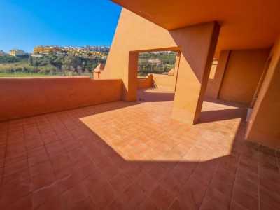 Apartment For Sale in La Duquesa, Spain