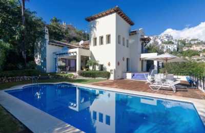 Apartment For Sale in Los Arqueros, Spain