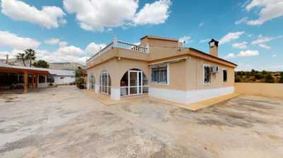 Apartment For Sale in Albatera, Spain