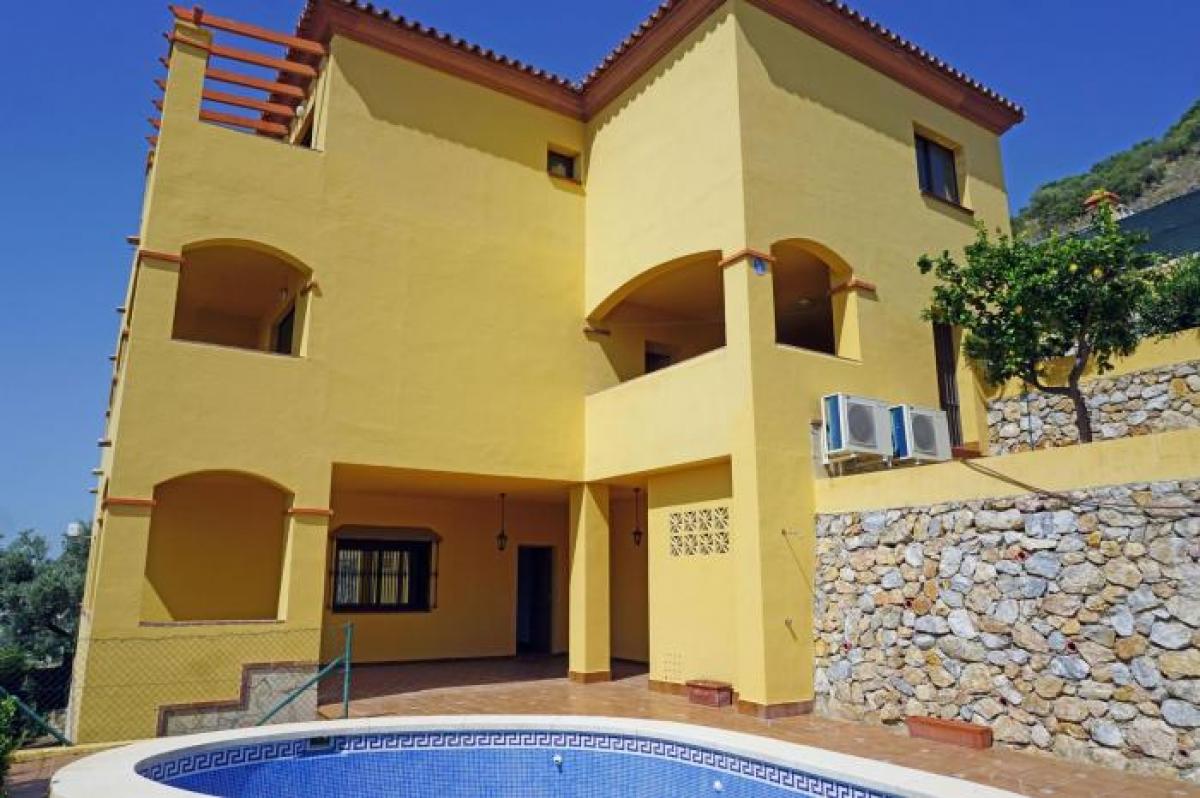 Picture of Apartment For Sale in Coin, Malaga, Spain