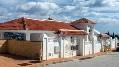 Apartment For Sale in Cerros Del Aguila, Spain