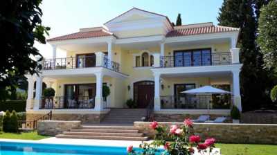 Apartment For Sale in Hacienda Las Chapas, Spain