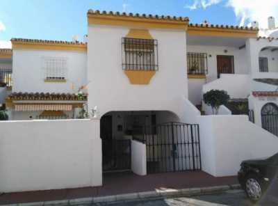 Apartment For Sale in Benalmadena Costa, Spain