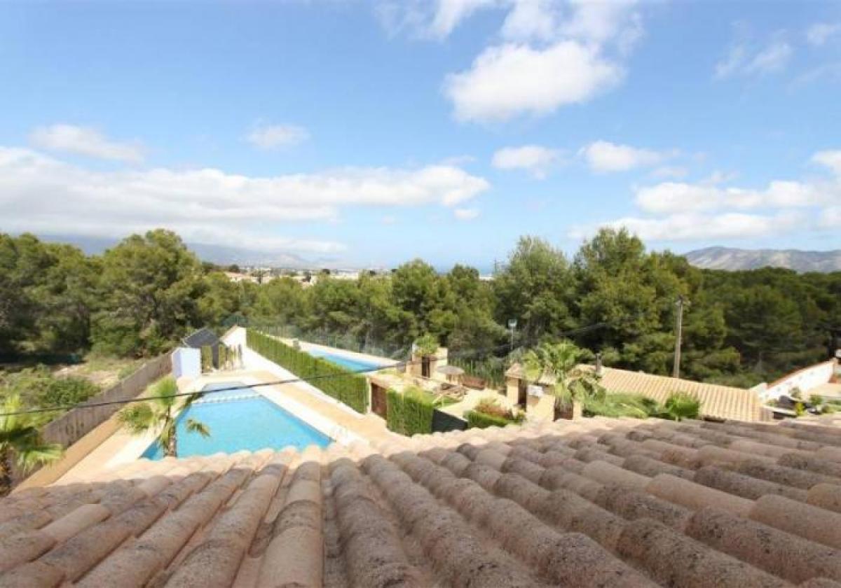 Picture of Apartment For Sale in La Nucia, Alicante, Spain