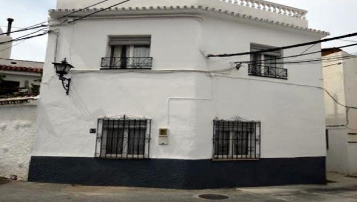 Picture of Apartment For Sale in Alhaurin el Grande, Malaga, Spain