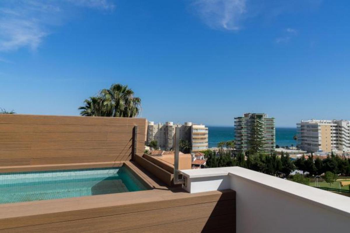Picture of Apartment For Sale in Fuengirola, Malaga, Spain