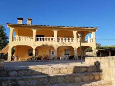 Apartment For Sale in Ontinyent, Spain