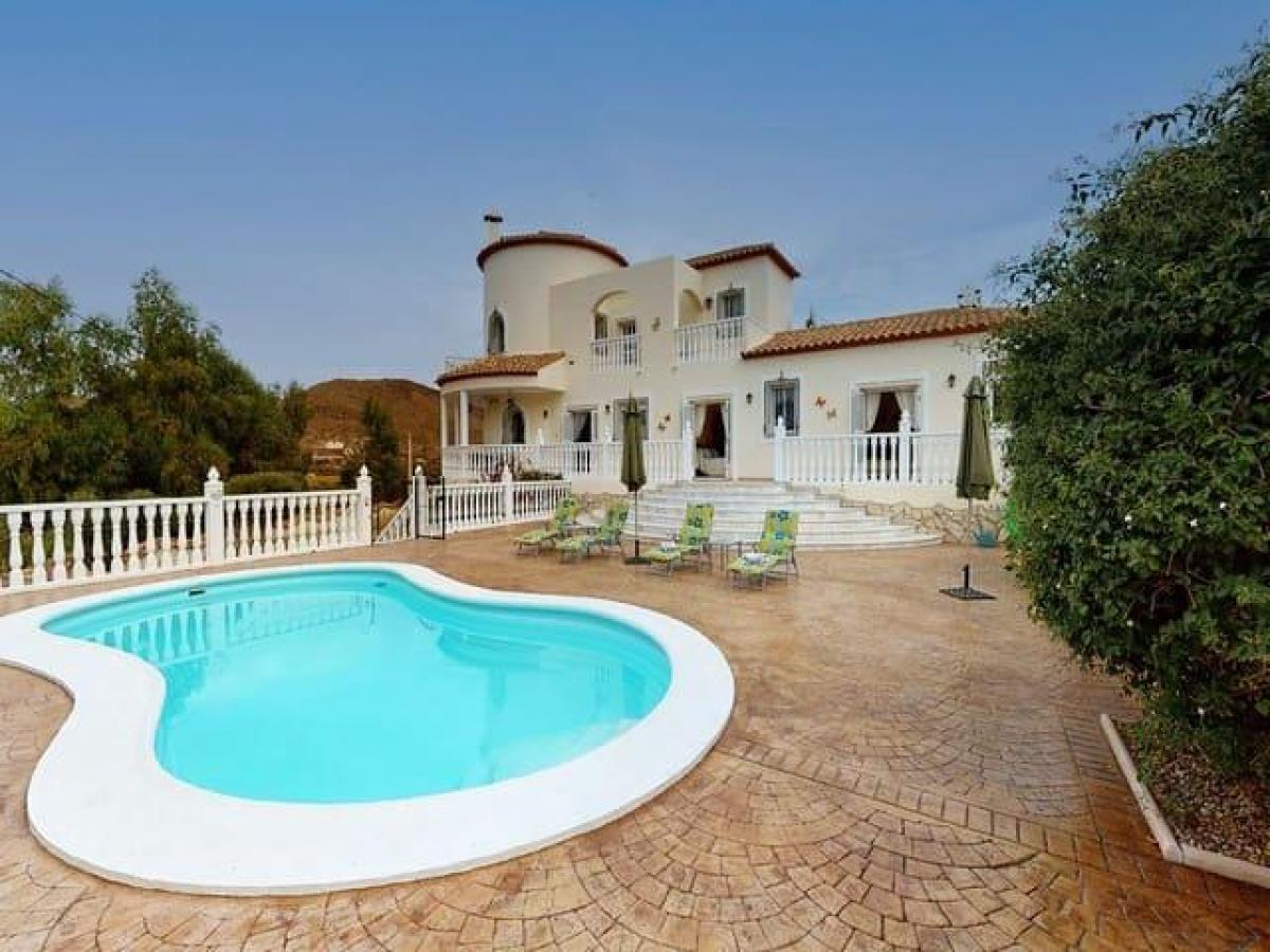 Picture of Apartment For Sale in Cantoria, Almeria, Spain