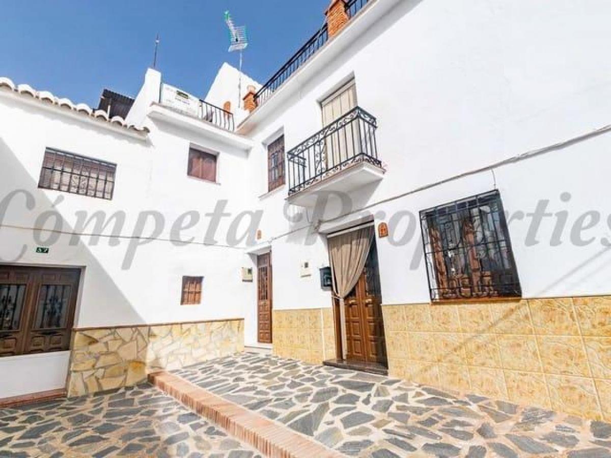 Picture of Apartment For Sale in Canillas De Aceituno, Malaga, Spain