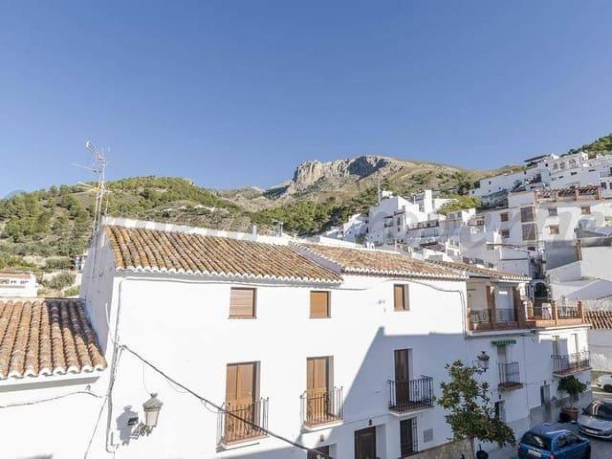 Picture of Apartment For Sale in Canillas De Aceituno, Malaga, Spain