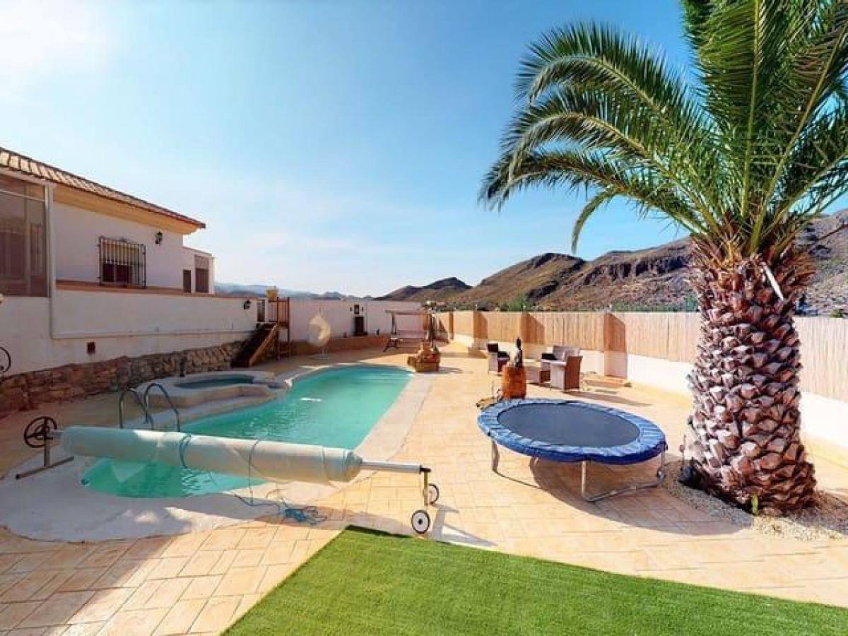 Picture of Apartment For Sale in Almanzora, Alicante, Spain