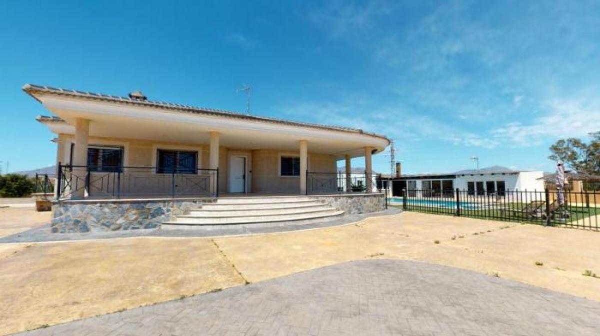 Picture of Villa For Sale in Alicante, Alicante, Spain