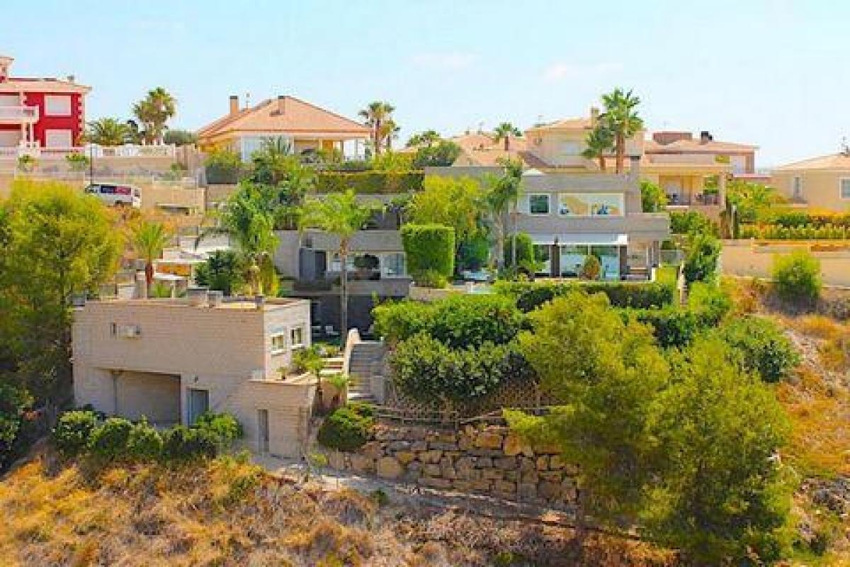 Picture of Villa For Sale in La Nucia, Alicante, Spain