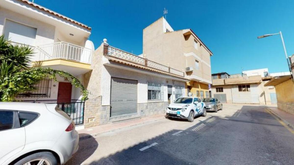 Picture of Home For Sale in Los Alcazares, Alicante, Spain