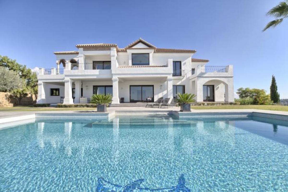 Picture of Home For Sale in Los Flamingos, Malaga, Spain
