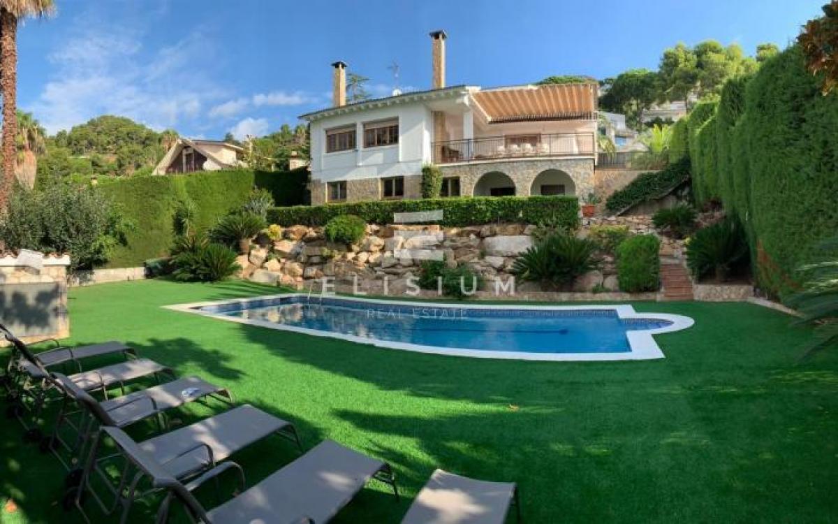 Picture of Apartment For Sale in Blanes, Girona, Spain