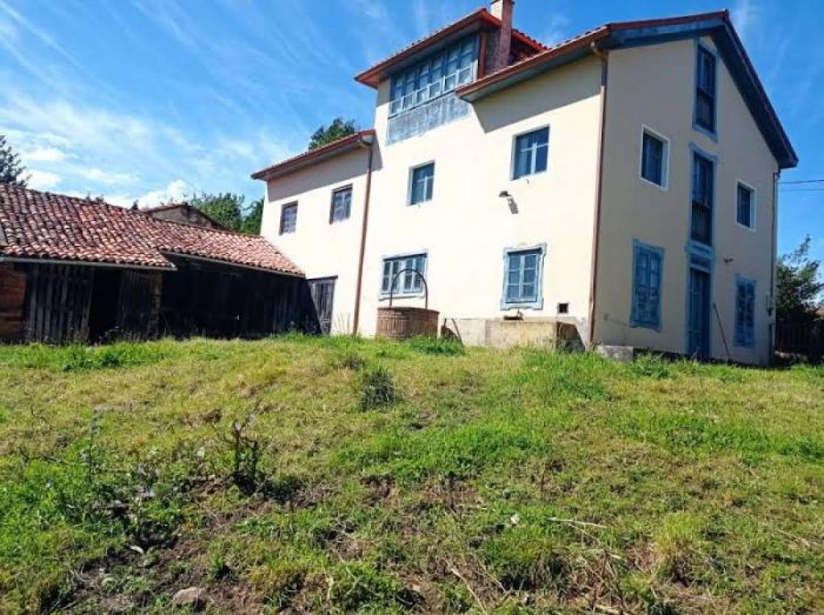 Picture of Home For Sale in Malleza, Asturias, Spain