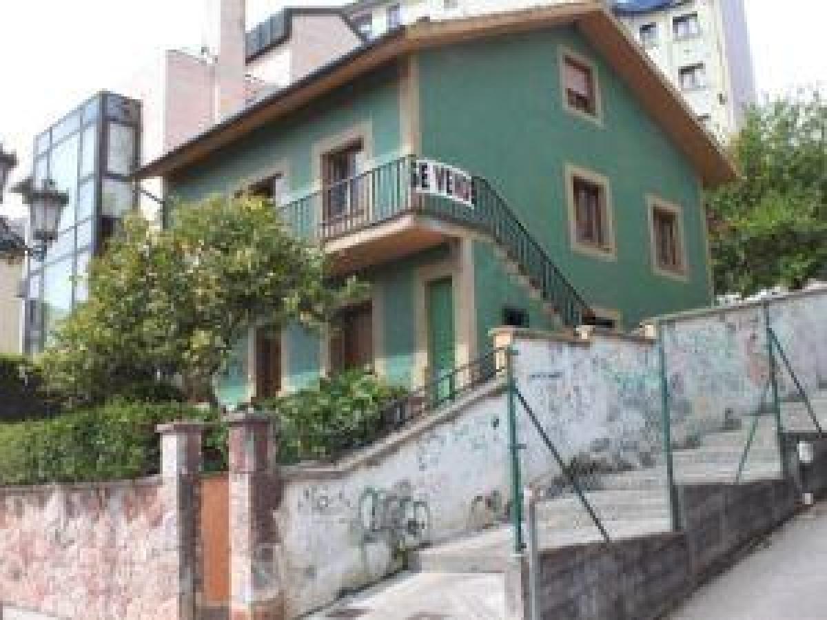 Picture of Home For Sale in Oviedo, Asturias, Spain