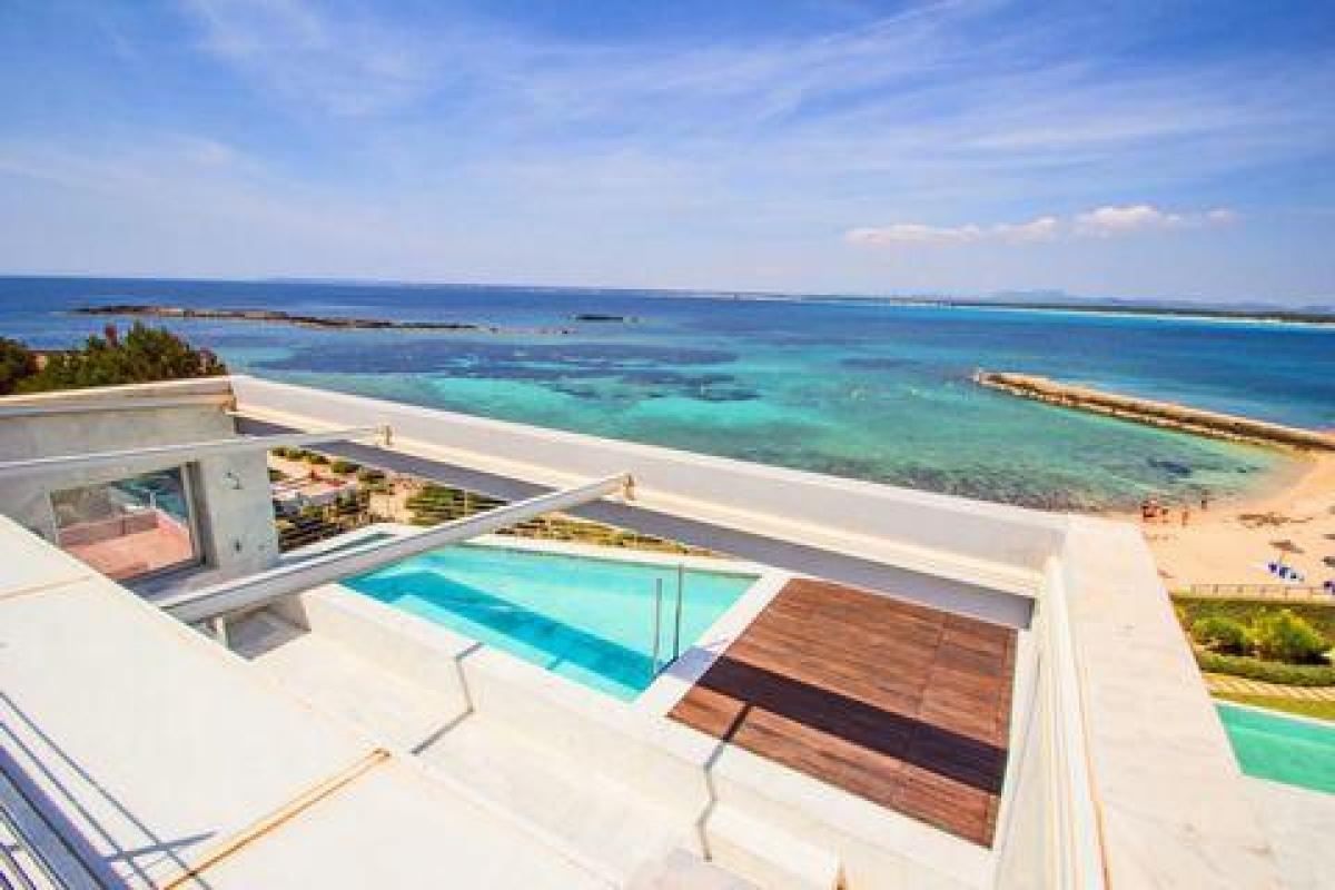 Picture of Condo For Sale in Ses Salines, Mallorca, Spain