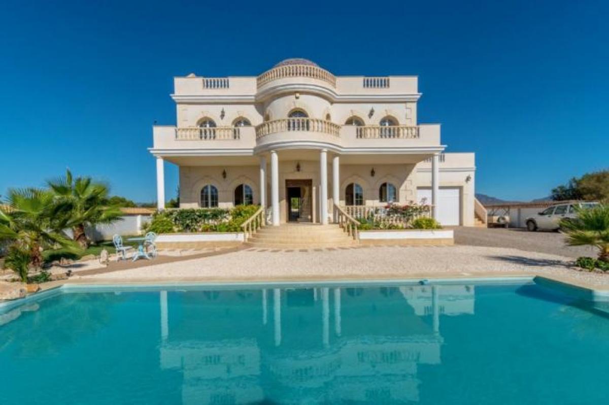 Picture of Villa For Sale in Gea Y Truyols, Malta, Spain