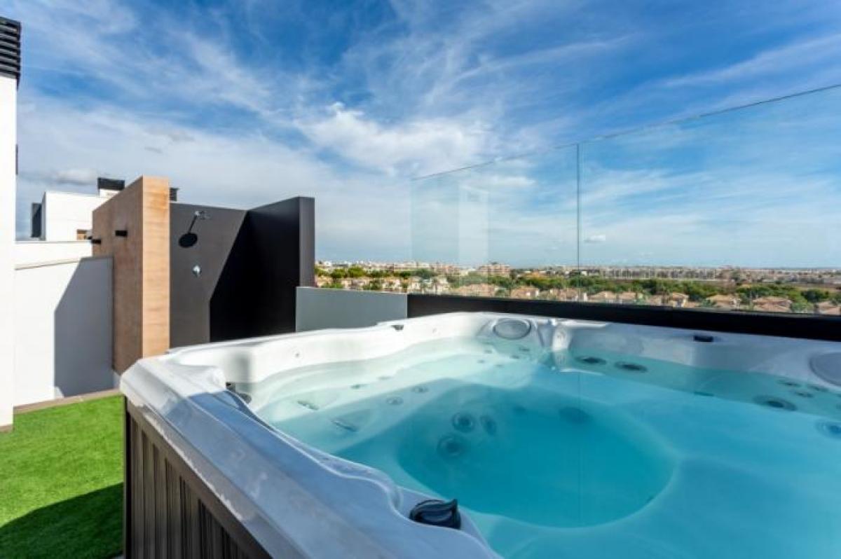 Picture of Apartment For Sale in Villamartin, Alicante, Spain