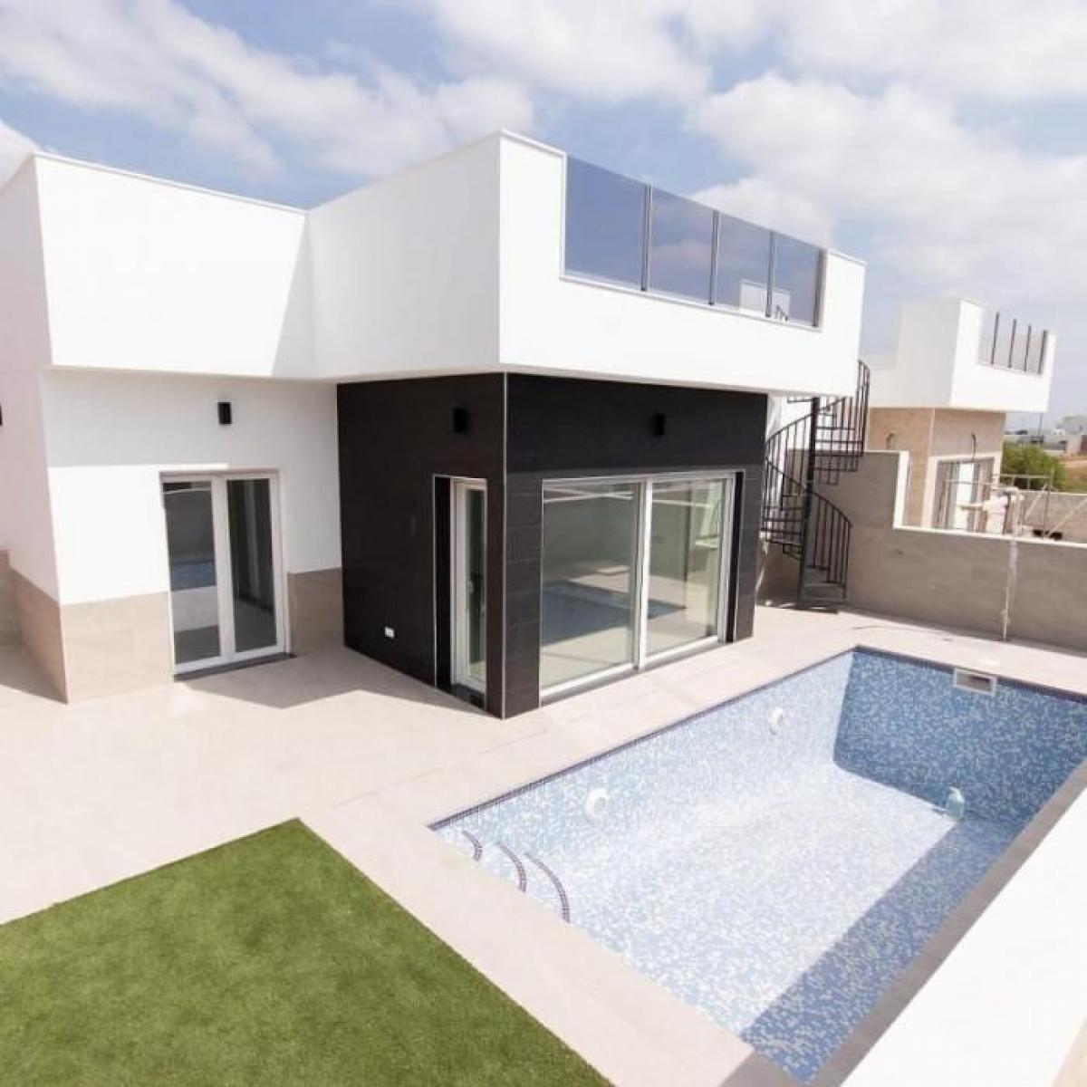 Picture of Villa For Sale in Daya Nueva, Alicante, Spain