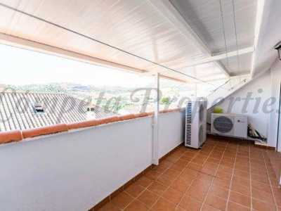 Apartment For Sale in Ardales, Spain