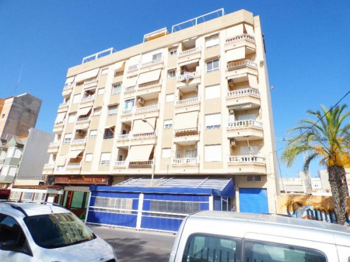Picture of Apartment For Sale in Guardamar, Alicante, Spain