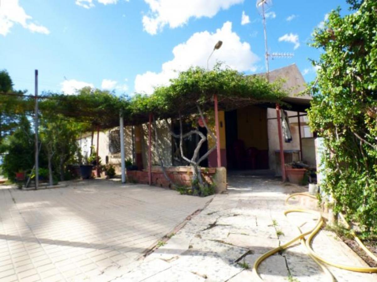 Picture of Villa For Sale in Elche, Alicante, Spain