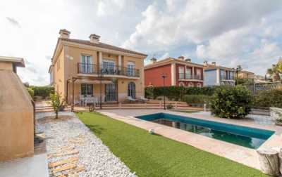 Villa For Sale in Aspe, Spain