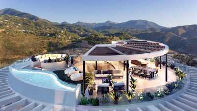 Apartment For Sale in Benahavis, Spain