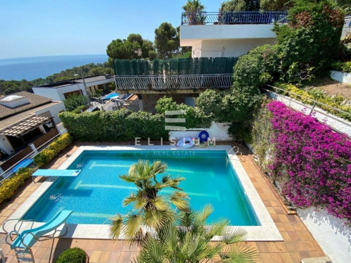 Picture of Apartment For Sale in Blanes, Girona, Spain