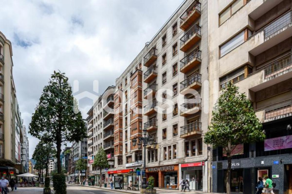 Picture of Apartment For Sale in Oviedo, Asturias, Spain