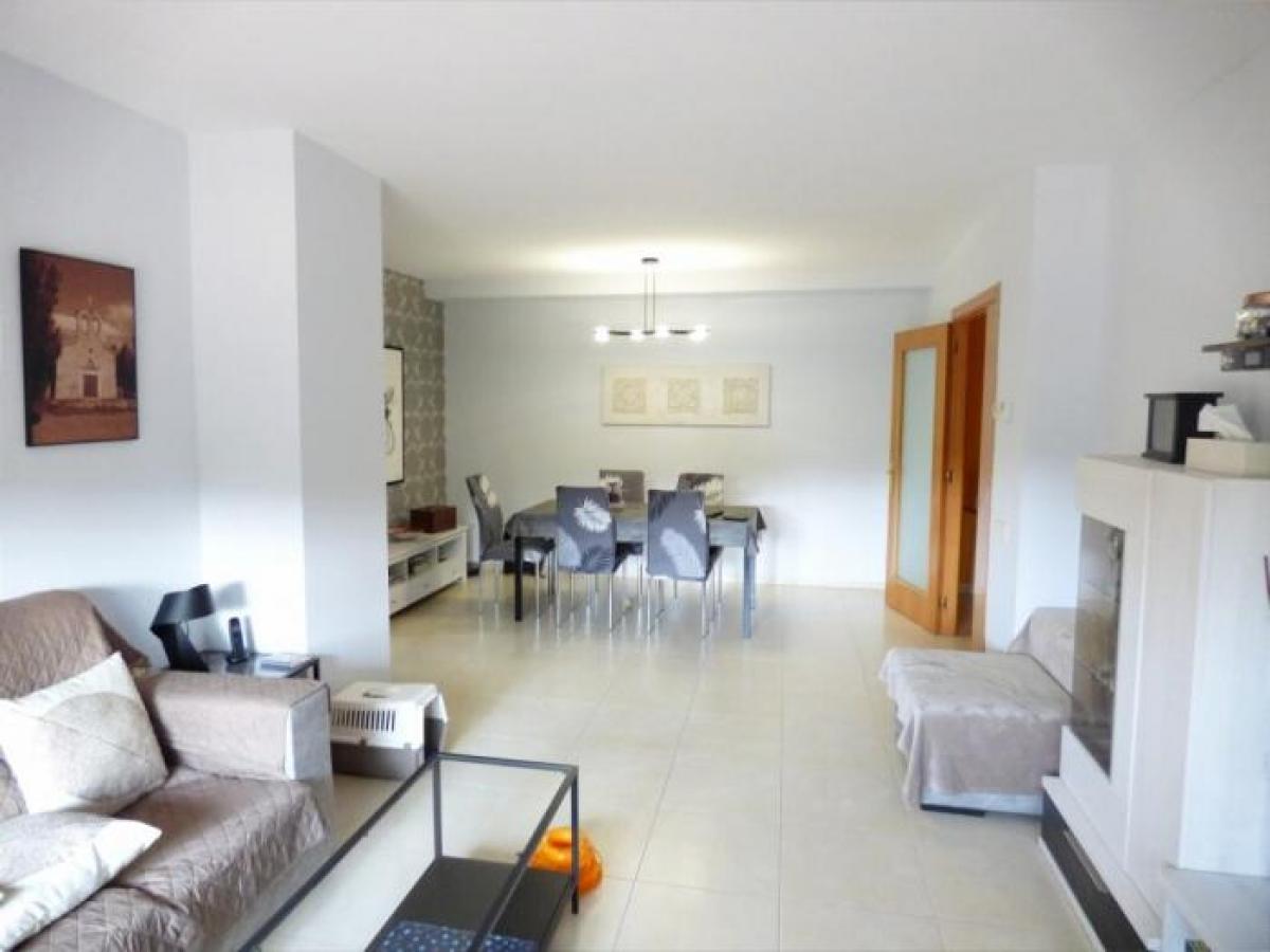 Picture of Apartment For Sale in Manresa, Barcelona, Spain