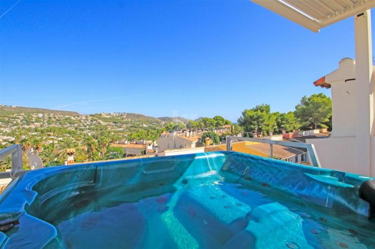 Picture of Bungalow For Sale in Moraira, Alicante, Spain