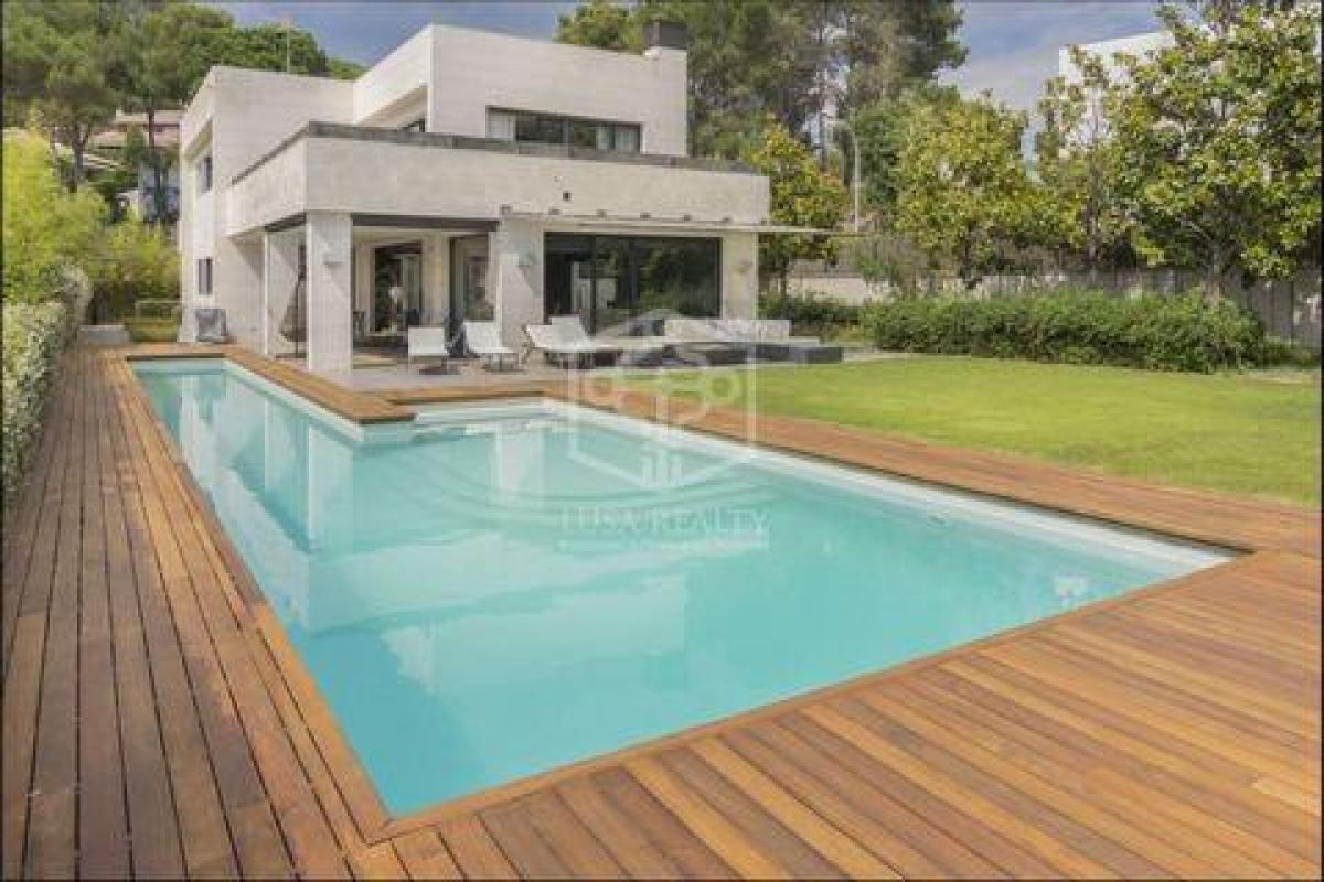 Picture of Villa For Sale in Sant Vicenc De Montalt, Barcelona, Spain