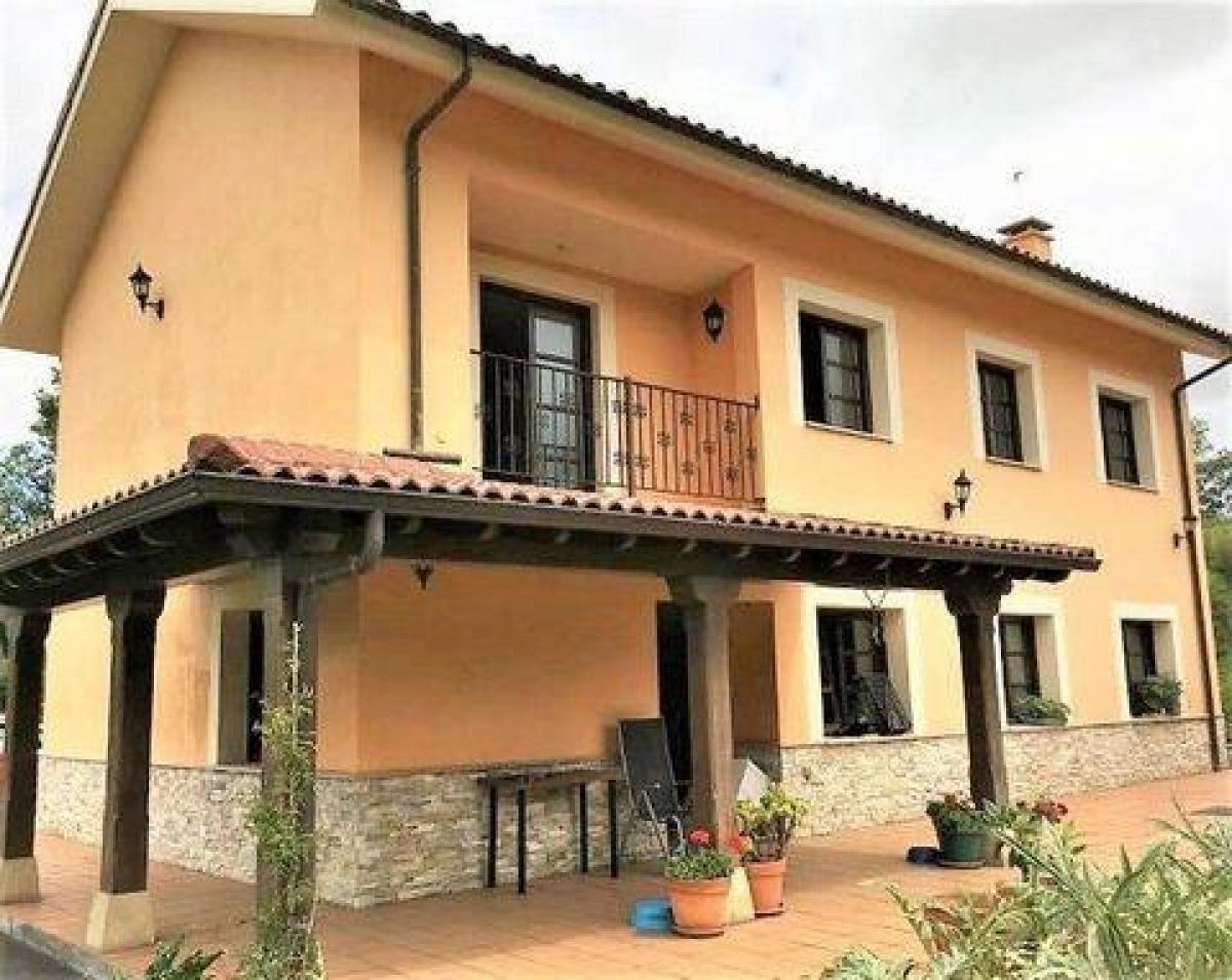 Picture of Home For Sale in Nava, Asturias, Spain