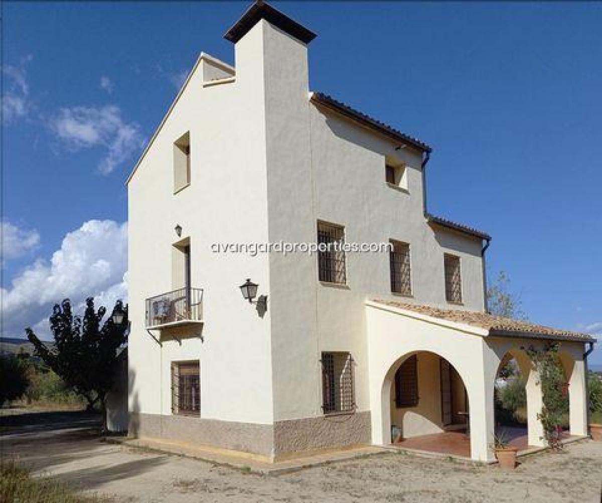 Picture of Villa For Sale in Ontinyent, Valencia, Spain