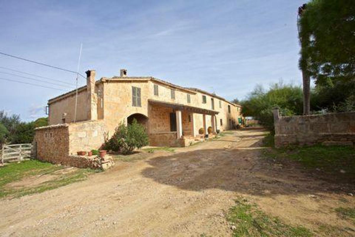 Picture of Villa For Sale in Llucmajor, Mallorca, Spain