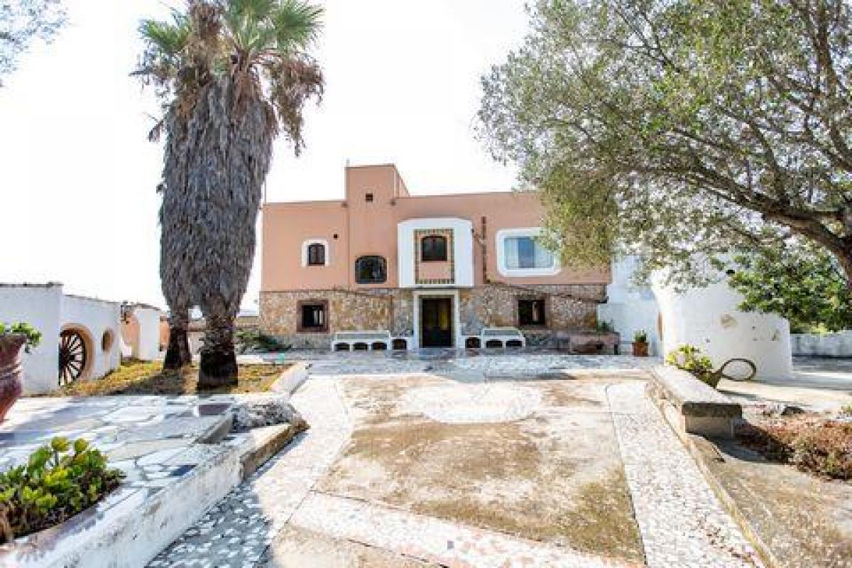 Picture of Villa For Sale in Santa Maria Del Cami, Mallorca, Spain