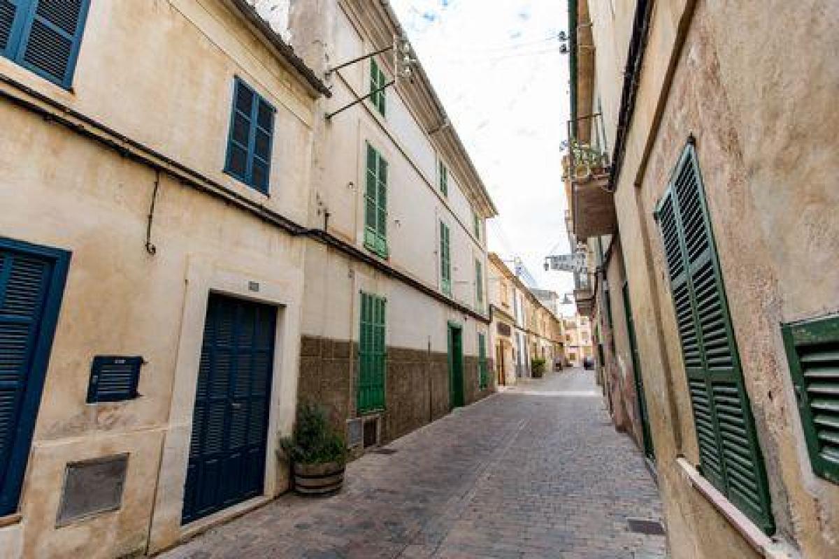 Picture of Villa For Sale in Porreres, Mallorca, Spain