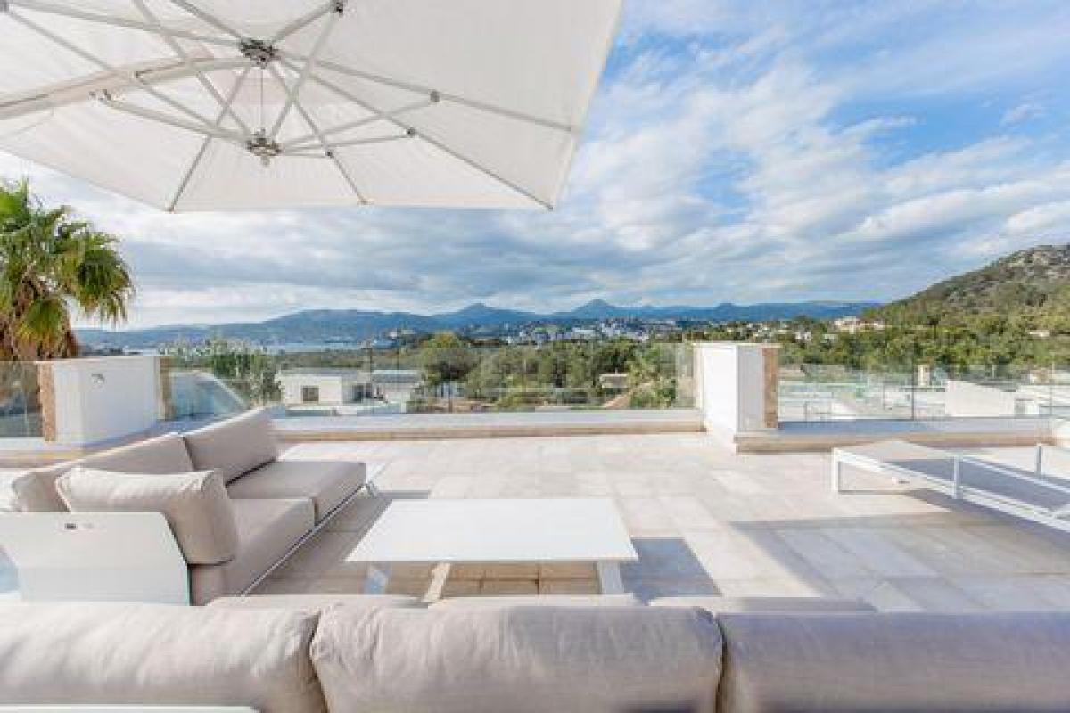 Picture of Villa For Sale in Santa Ponsa, Balearic Islands, Spain