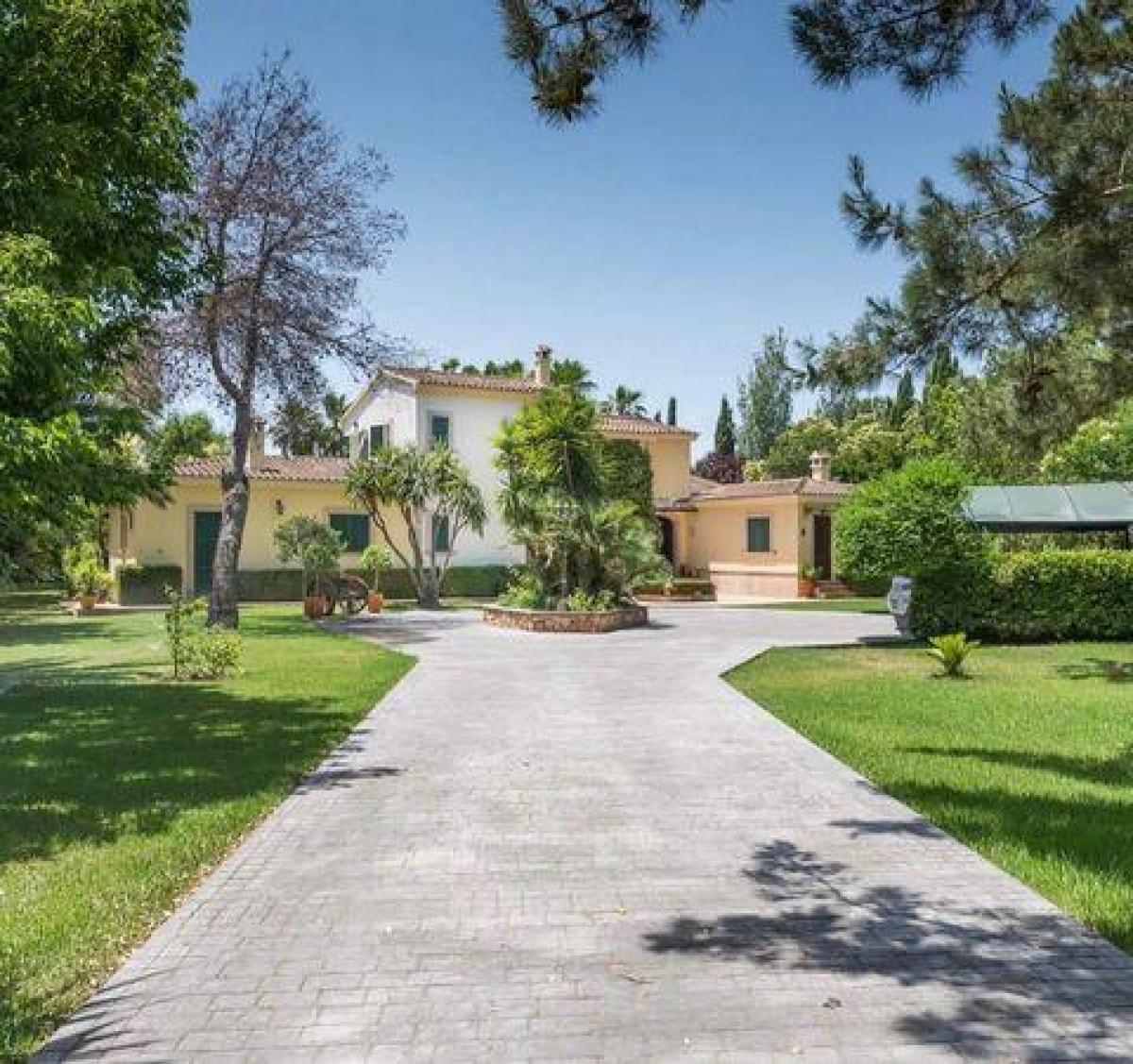 Picture of Villa For Sale in Santa Maria Del Cami, Mallorca, Spain