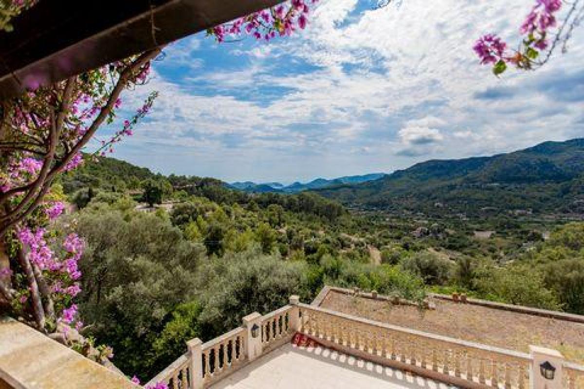 Picture of Villa For Sale in Andratx, Mallorca, Spain