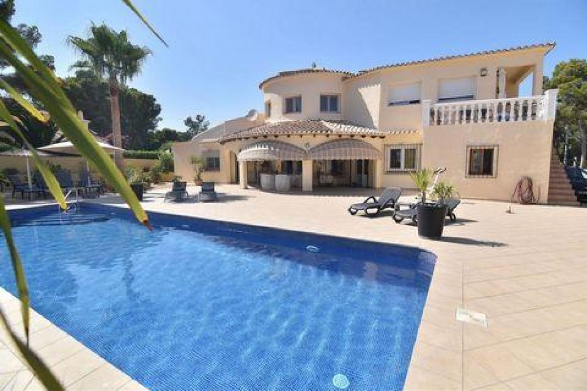 Picture of Home For Sale in Moraira, Alicante, Spain