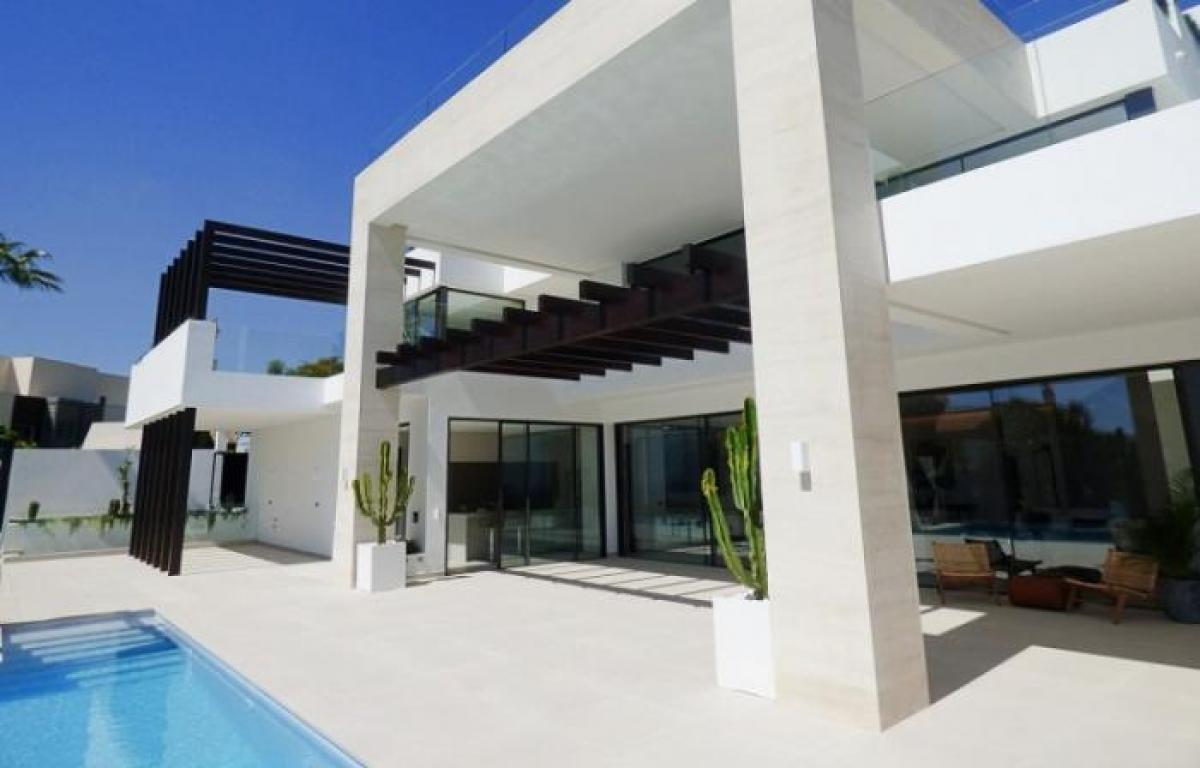 Picture of Apartment For Sale in Los Flamingos, Malaga, Spain