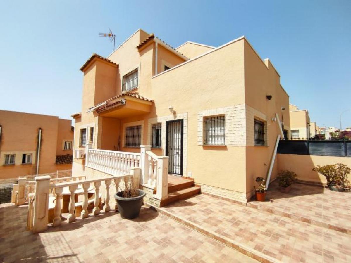 Picture of Home For Sale in La Marina, Alicante, Spain